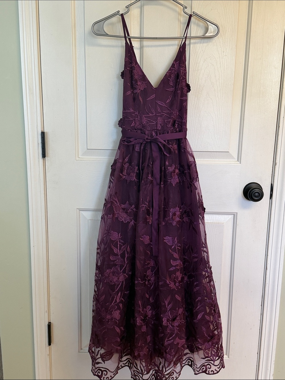 Pure Poise Dark Purple 3D Embroidered Tulle Midi Dress size xs